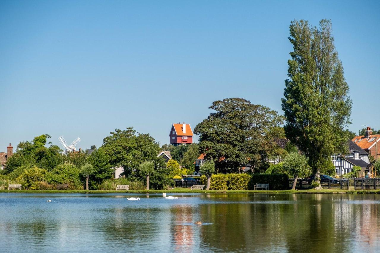 2 Ogilvie Lodge Thorpeness Exterior photo