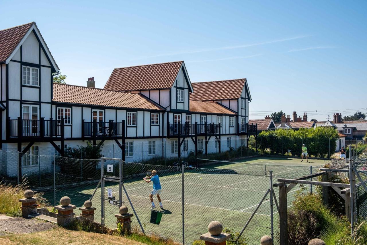 2 Ogilvie Lodge Thorpeness Exterior photo